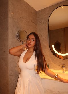 Nandini Vip Model - escort in Abu Dhabi Photo 1 of 4