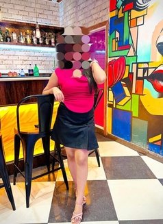 Cam session & real meet - escort in Hyderabad Photo 1 of 3