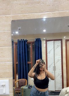 Nandni - escort in Surat Photo 13 of 13