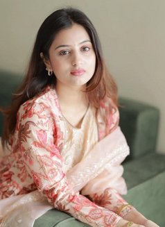 Nandu - escort in Mauritius Photo 2 of 4