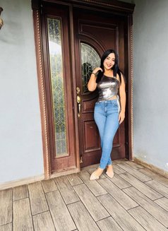 Nandu - escort in New Delhi Photo 2 of 3