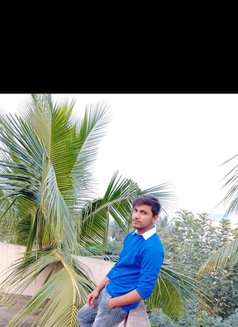 Nani - Male escort in Hyderabad Photo 2 of 4