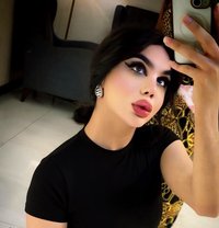 Nani - Transsexual dominatrix in Kuala Lumpur