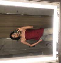 Nanii - masseuse in Al Manama