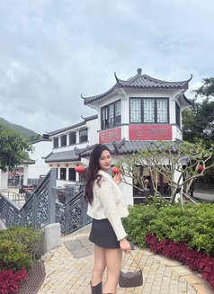 Nanja - Transsexual escort in Shanghai Photo 17 of 29