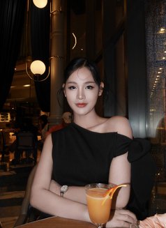 Nanja - Transsexual escort in Shanghai Photo 25 of 29