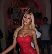 Nanny big cock both - Transsexual escort in Pattaya