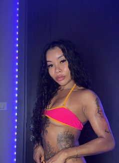Nanny in Chatan available - escort in Okinawa Island Photo 7 of 10