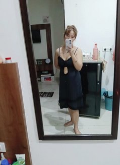 Nanny independent - masseuse in Chandigarh Photo 3 of 4