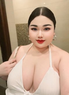 Nanny New in Bahrain - escort in Al Manama Photo 4 of 7