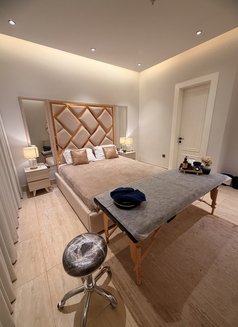 Healing touch Spa - masseuse in Riyadh Photo 13 of 13