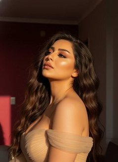 Nano - puta in Beirut Photo 1 of 4