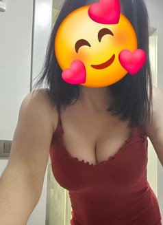 Nano - escort in Erbil Photo 3 of 5