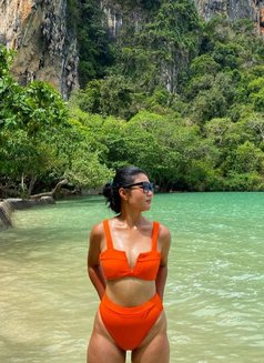 Nany - escort in Al Juffair Photo 7 of 11