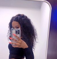 Naomi Babes - puta in Pattaya