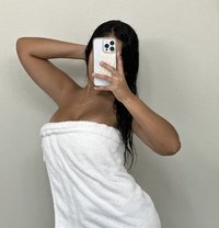 Naomi - escort in Edinburgh