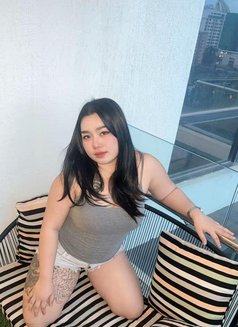 Naomi - puta in Nairobi Photo 4 of 5