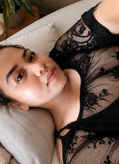 Naomi Filipina - escort in Dubai Photo 6 of 6