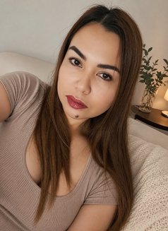Naomi Filipina - escort in Dubai Photo 8 of 10