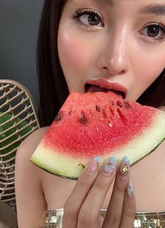 Naomi - puta in Bangkok Photo 7 of 9