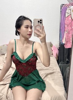 Naomi - escort in Nairobi Photo 5 of 5