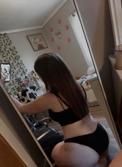 Naomi - escort in Nairobi Photo 4 of 4