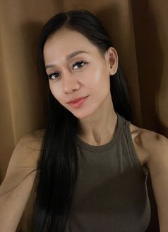 Naomi - escort in Jakarta Photo 3 of 7