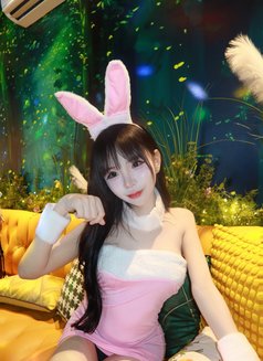 Naomi - escort in Bangkok Photo 3 of 13