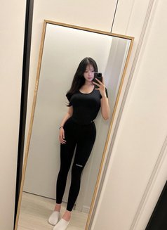 Naomi - puta in Taipei Photo 7 of 9