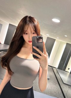 Naomi - puta in Taipei Photo 9 of 9