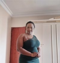 Naomi - puta in Kitengela