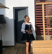 Naomi - puta in Nairobi