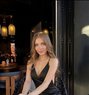 Naomi - escort in Hong Kong Photo 1 of 5