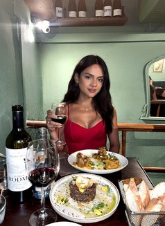 Tyla - Transsexual escort in Barcelona Photo 7 of 7