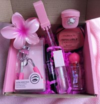 Naomie - escort in Tours