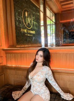 Naomy big boobs and beauty girl - escort in Bali Photo 1 of 7