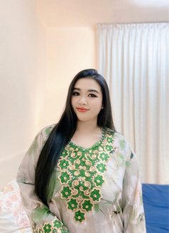 Nara full service - puta in Ajmān Photo 8 of 14