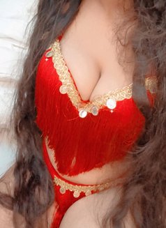 Nara - escort in Beirut Photo 4 of 7