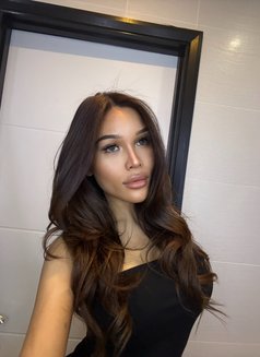 Nara Sanchez - escort in Taipei Photo 6 of 10