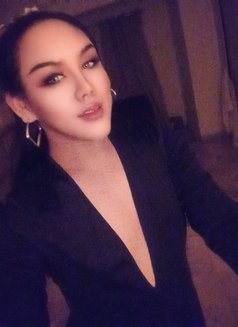 Nara - Transsexual escort in Muscat Photo 8 of 8