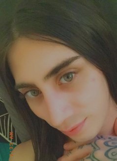 Nargis_Shemale / نرجس خنثى 22 سم اسطنبول - Acompañantes transexual in İstanbul Photo 15 of 19