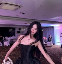 Nari - escort in Tokyo Photo 1 of 8