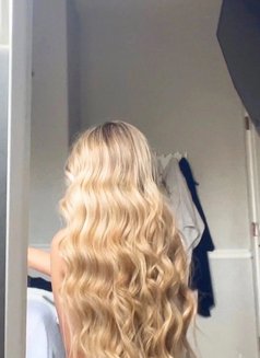 Narin - escort in Baku Photo 21 of 28