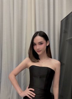 Narisagem - Transsexual escort in Riyadh Photo 7 of 8