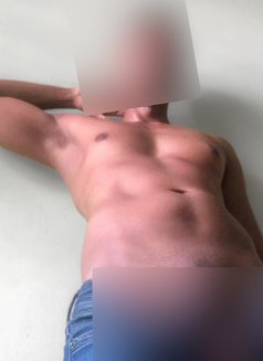 Nash - Male escort in Colombo Photo 4 of 6