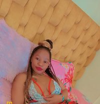 Nash the Queen of Bj Gurgaon sector 83 - puta in New Delhi Photo 3 of 6