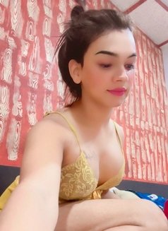 Nasha - Transsexual escort in Kolkata Photo 7 of 7