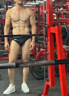Nasim Hajipour - Acompañantes masculino in London Photo 1 of 1