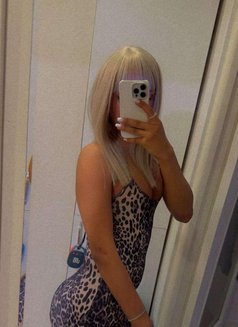 Nasse - Transsexual escort in Riyadh Photo 7 of 11