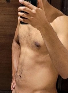 Nasser - Male escort in Khobar Photo 2 of 2